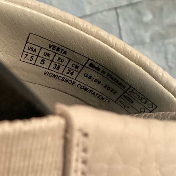 Vionic Vesta Women's Slide Comfort Sandals - Picture 7 of 8